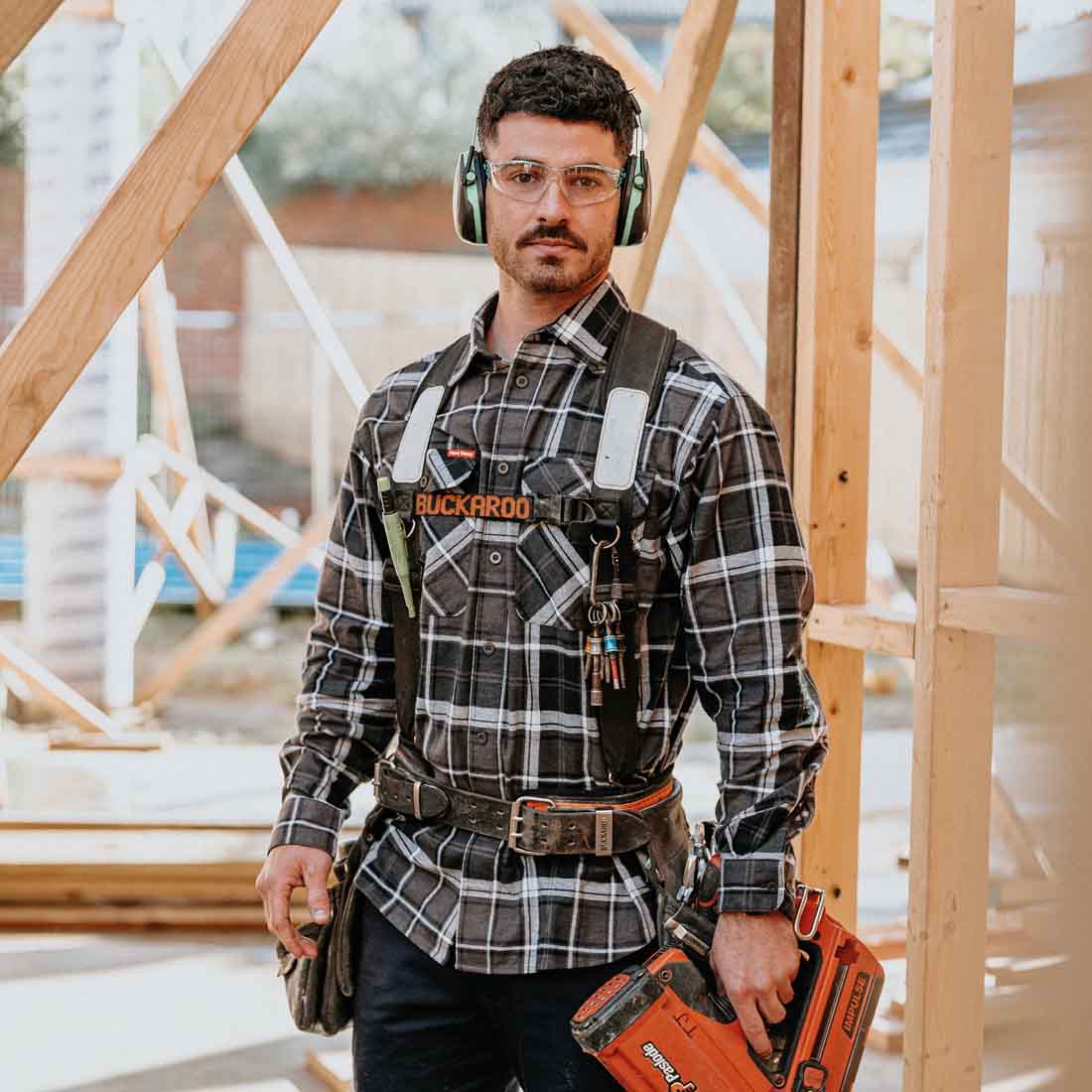 Men's Lightweight Check Flannel Shirt - Image 10